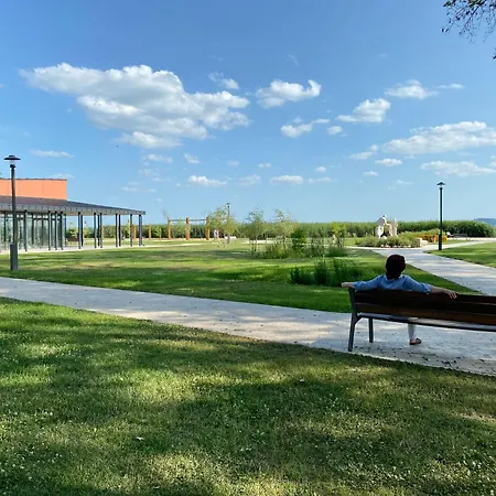 Nekem Fuered Appartamento