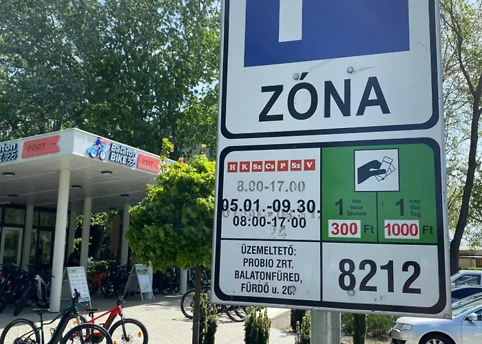 Nekem Fuered アパート